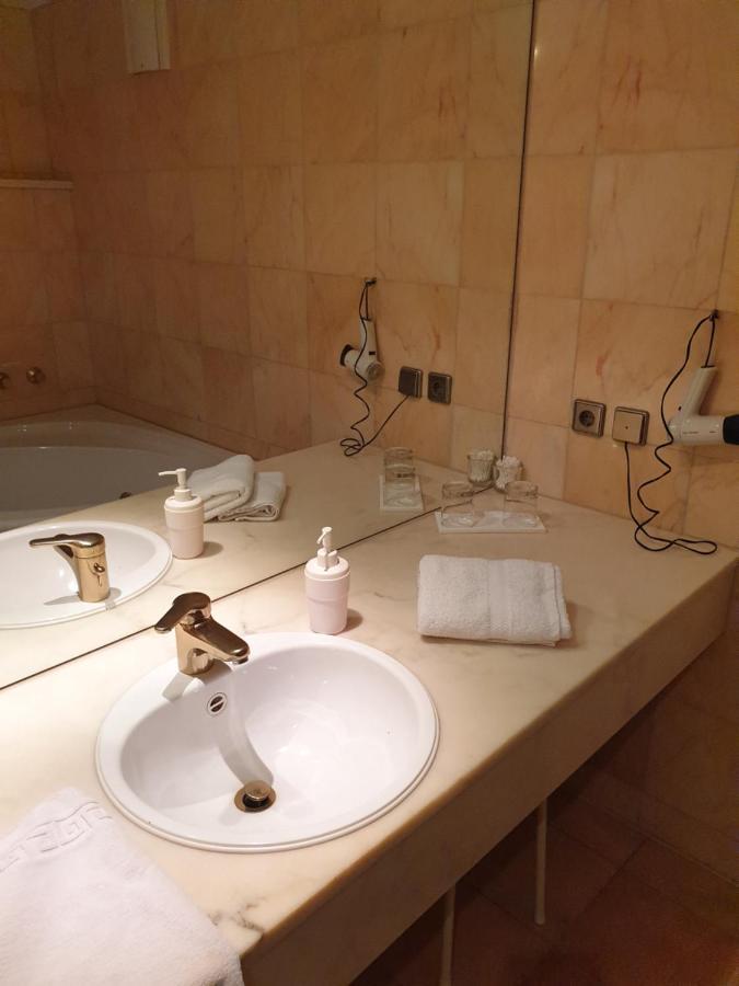 Hotel Amelia 라이헤나우 외부 사진